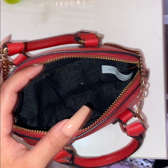 Mini red purse - Picture 3 of 4